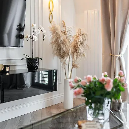 شقة Gold شتيتشينيك